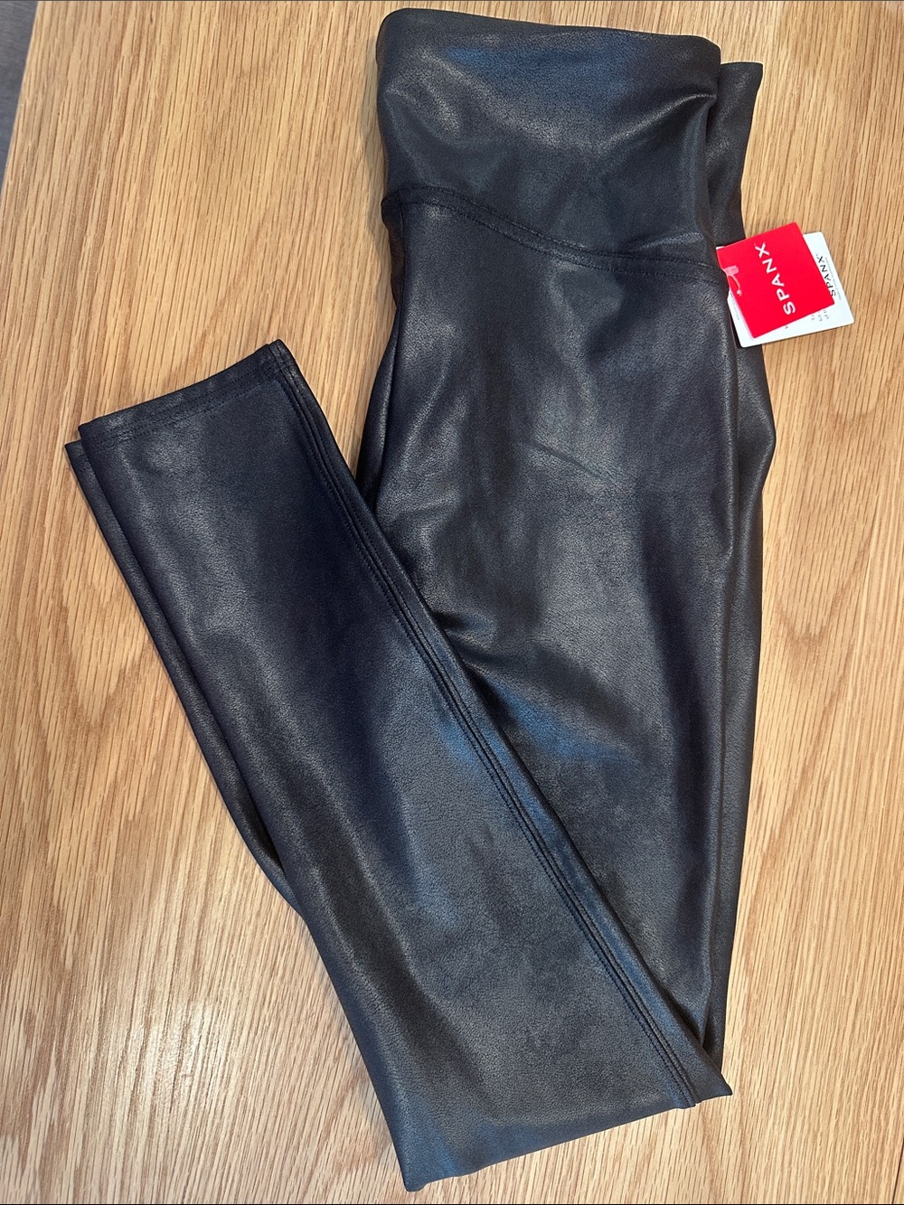 SPANX Faux Leather Leggings - Black *** Fit like a Medium